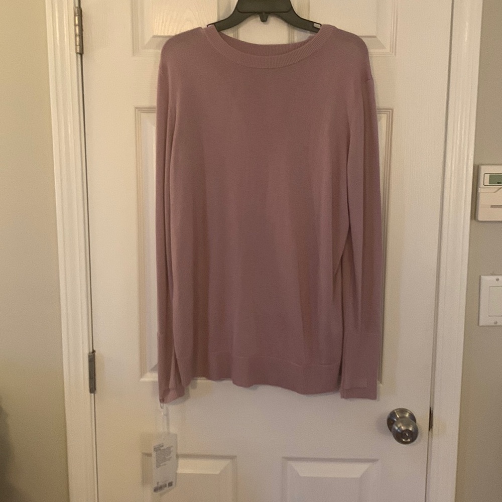 New size 10 lululemon pullover